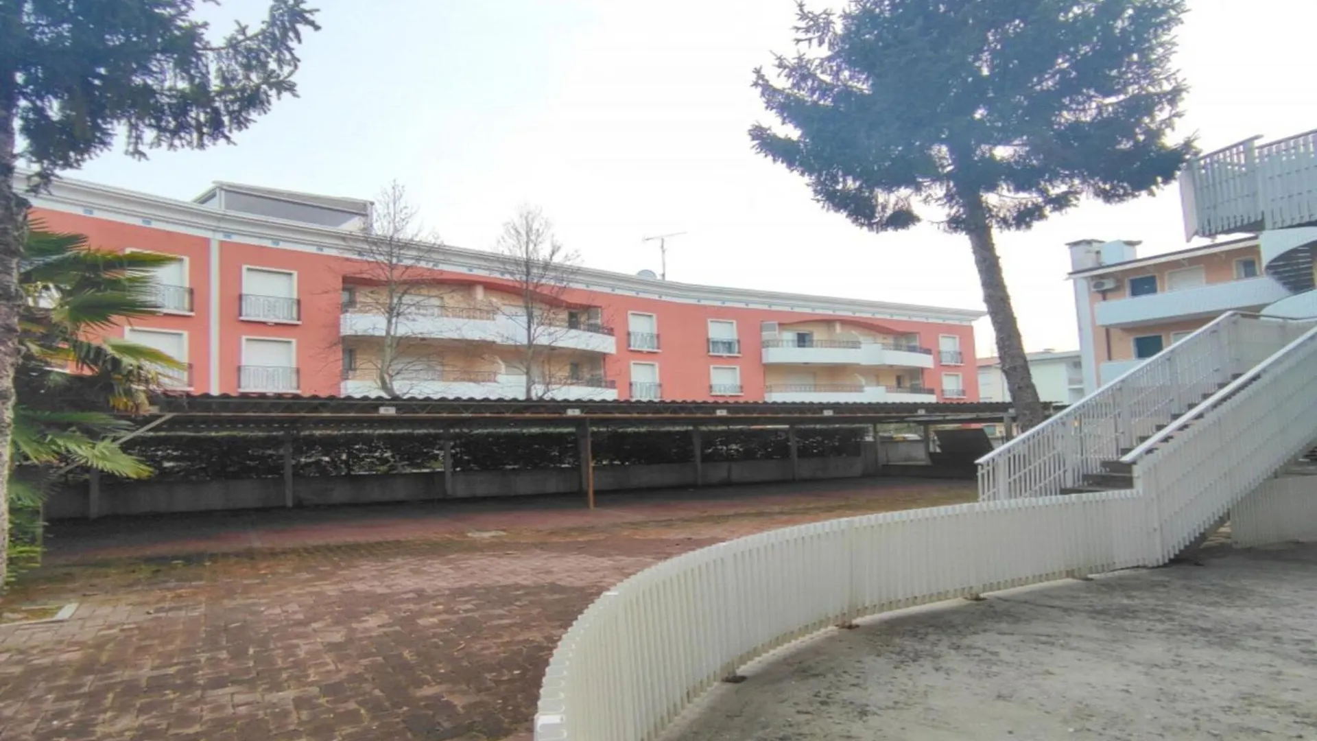 Apartment Bright And Comfortable Flat Bibione Italy